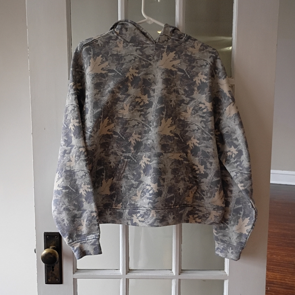 Better Together Hooded Camo Sweater Size Small